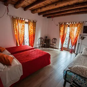  Bed & Breakfast Santa Lucia Italy