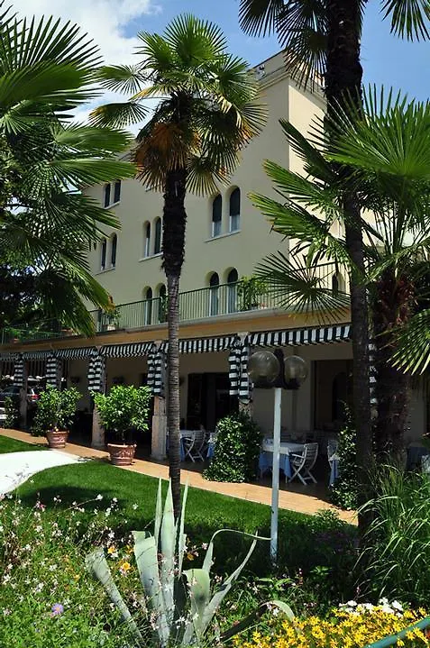 Hotel Terminus Garda   Garda (Verona)