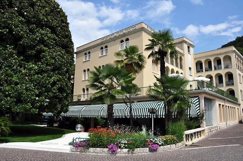 Hotel Terminus Garda Olaszország