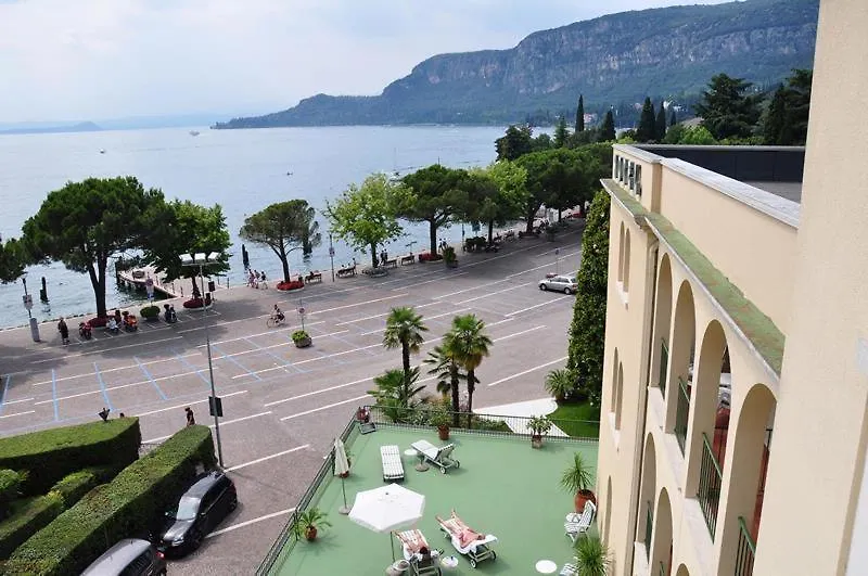 Hotel Terminus Garda